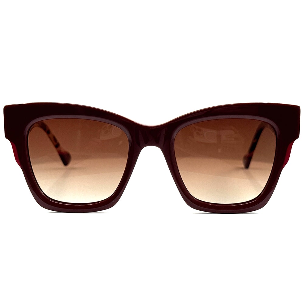 Grunberg 883308 C03 – bordowe kocie oczy, które optycznie łagodzą szerokie czoło przy twarzy trójkątnej